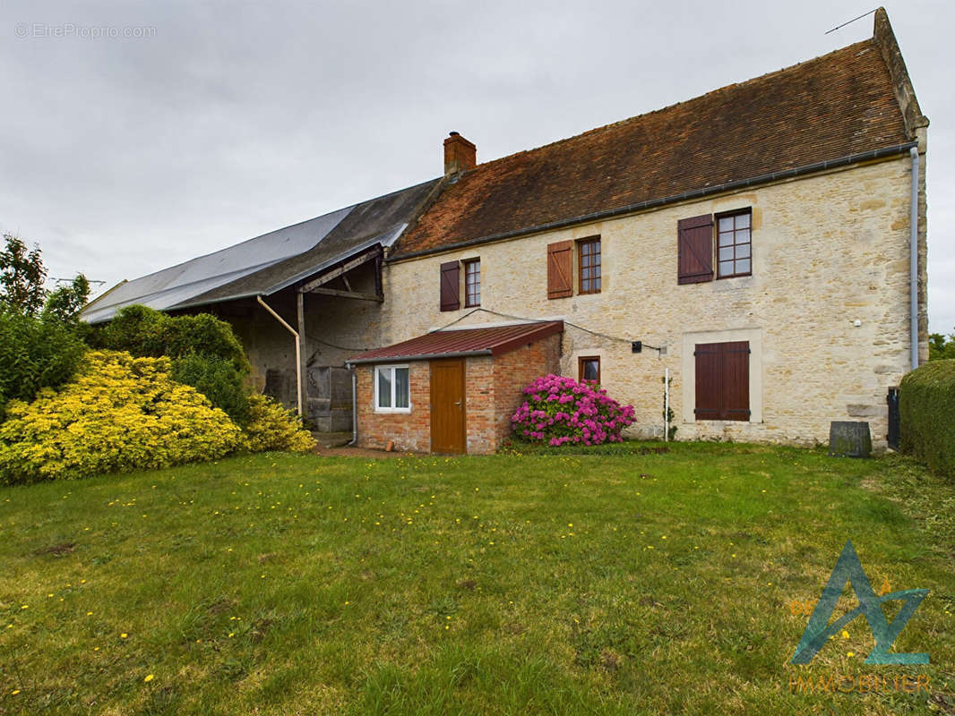 Maison à AMFREVILLE