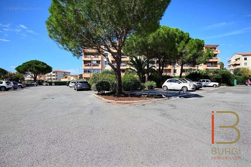 Appartement à FREJUS