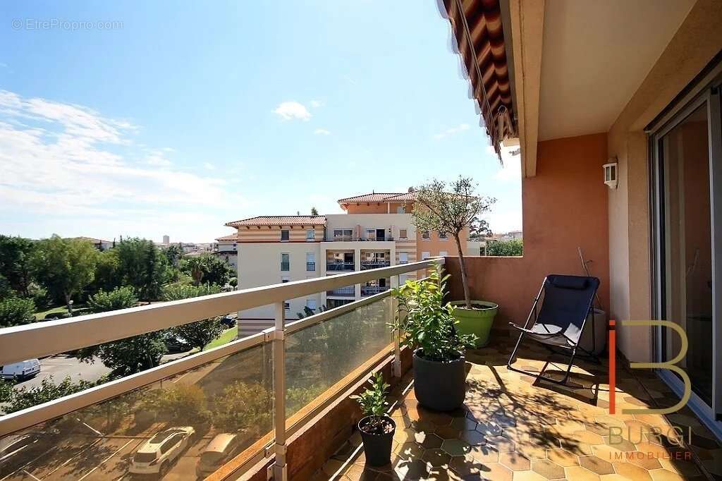 Appartement à FREJUS