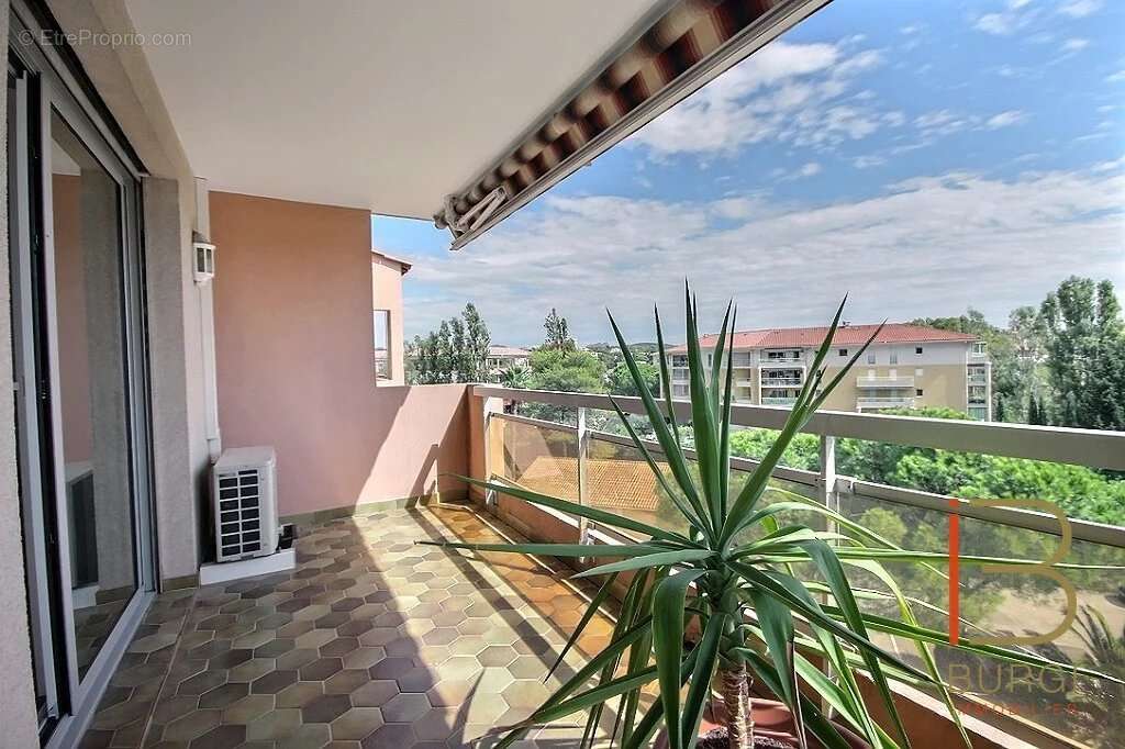 Appartement à FREJUS