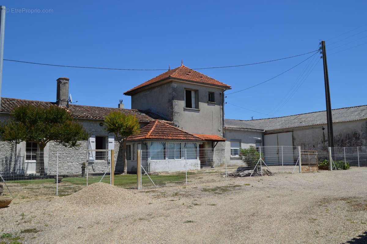 Maison à DURAS