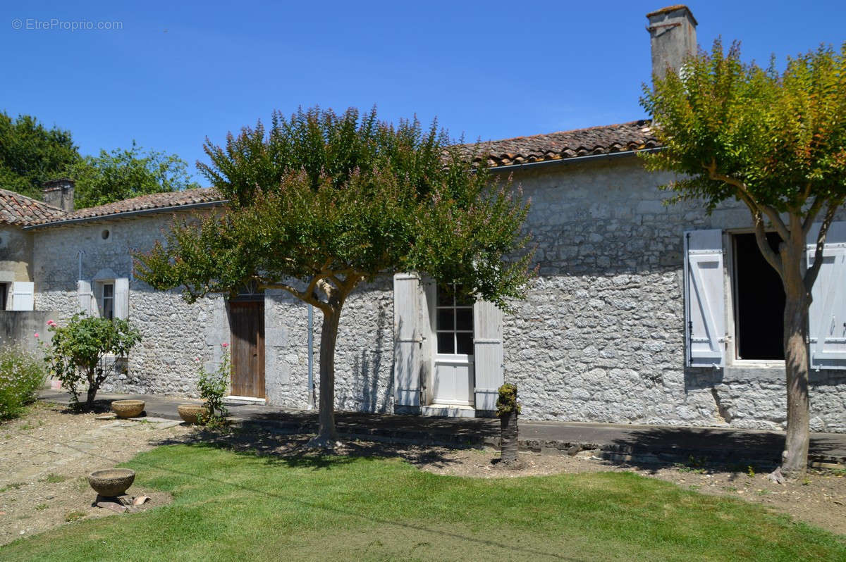 Maison à DURAS