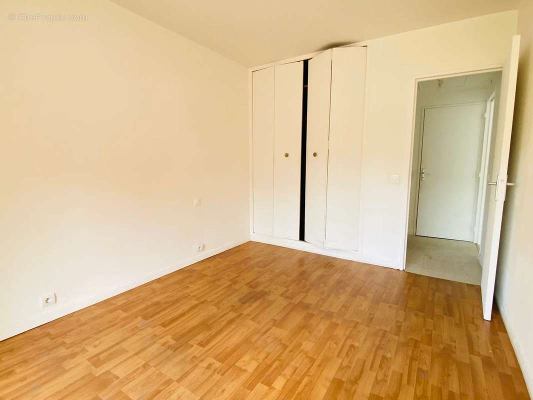 Appartement à MARSEILLE-5E