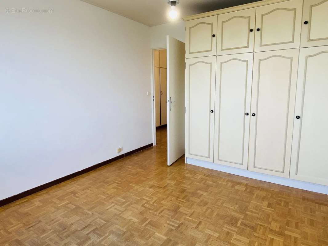 Appartement à MARSEILLE-9E