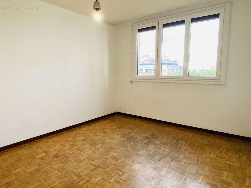 Appartement à MARSEILLE-9E