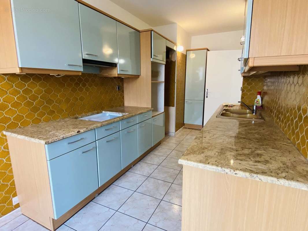 Appartement à MARSEILLE-9E