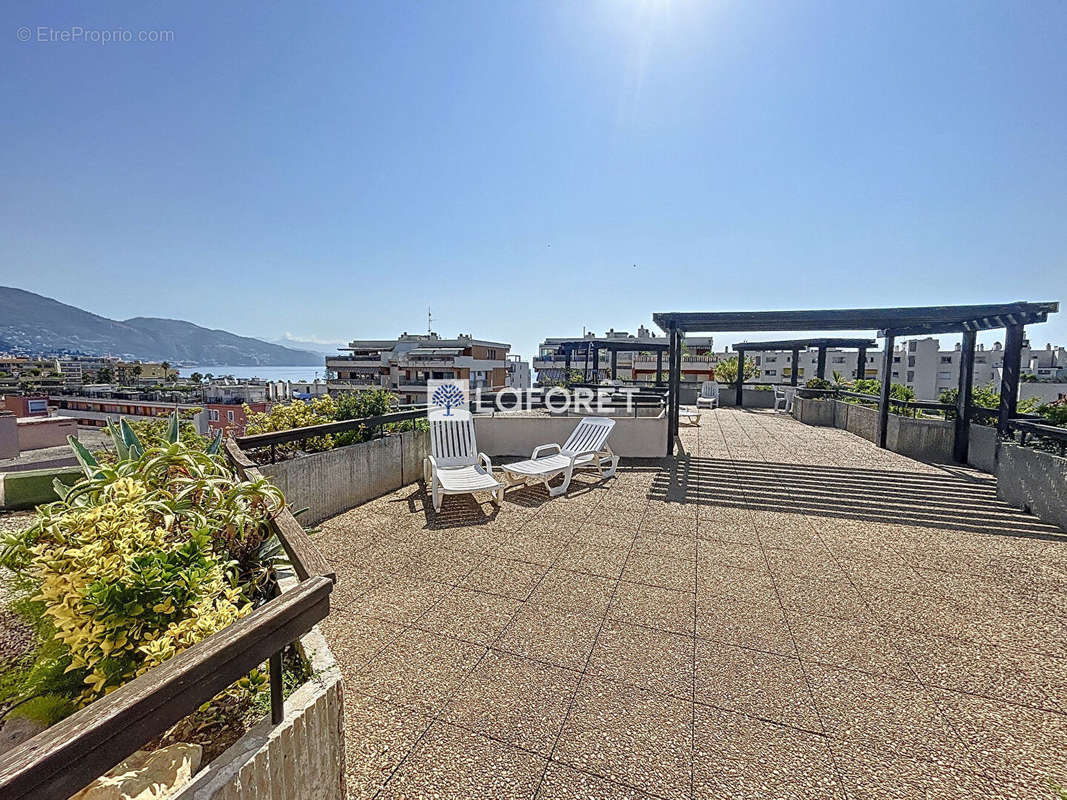 Appartement à ROQUEBRUNE-CAP-MARTIN