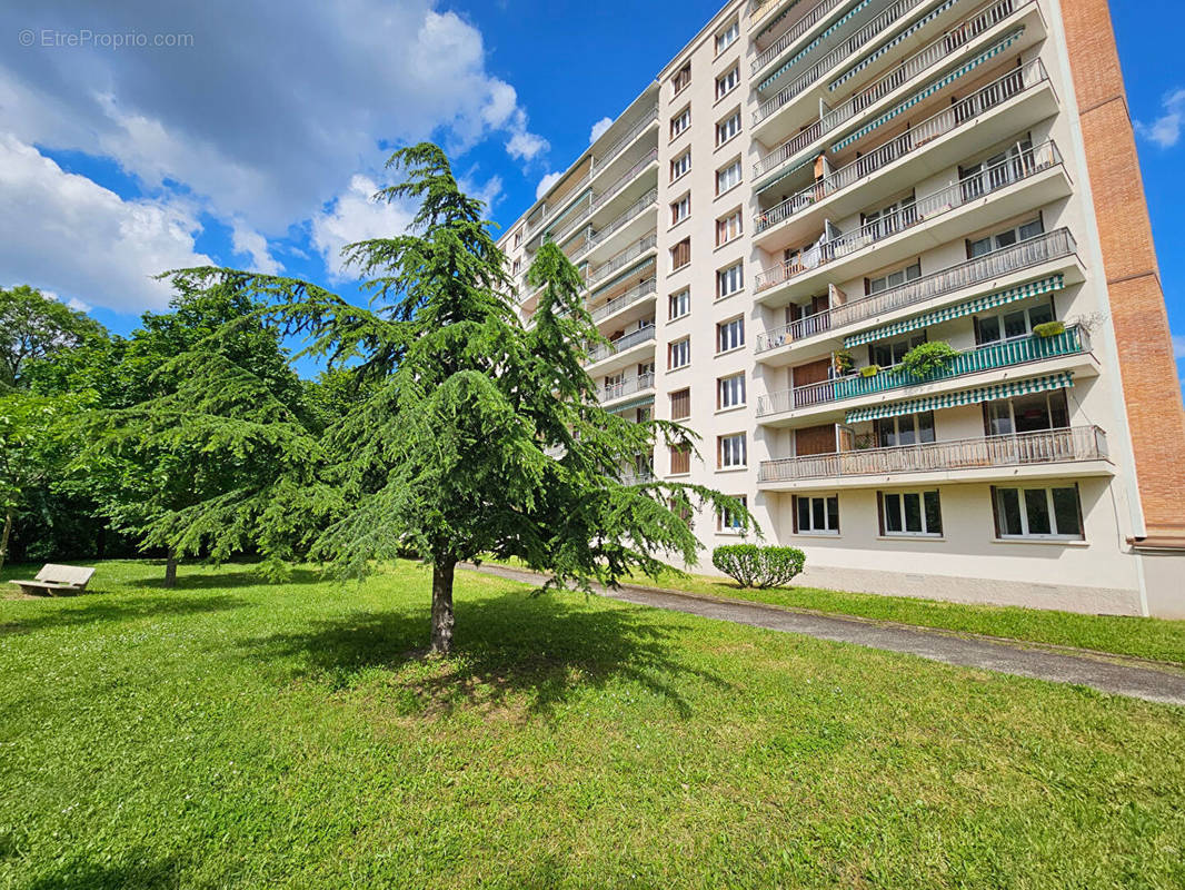 Appartement à CALUIRE-ET-CUIRE