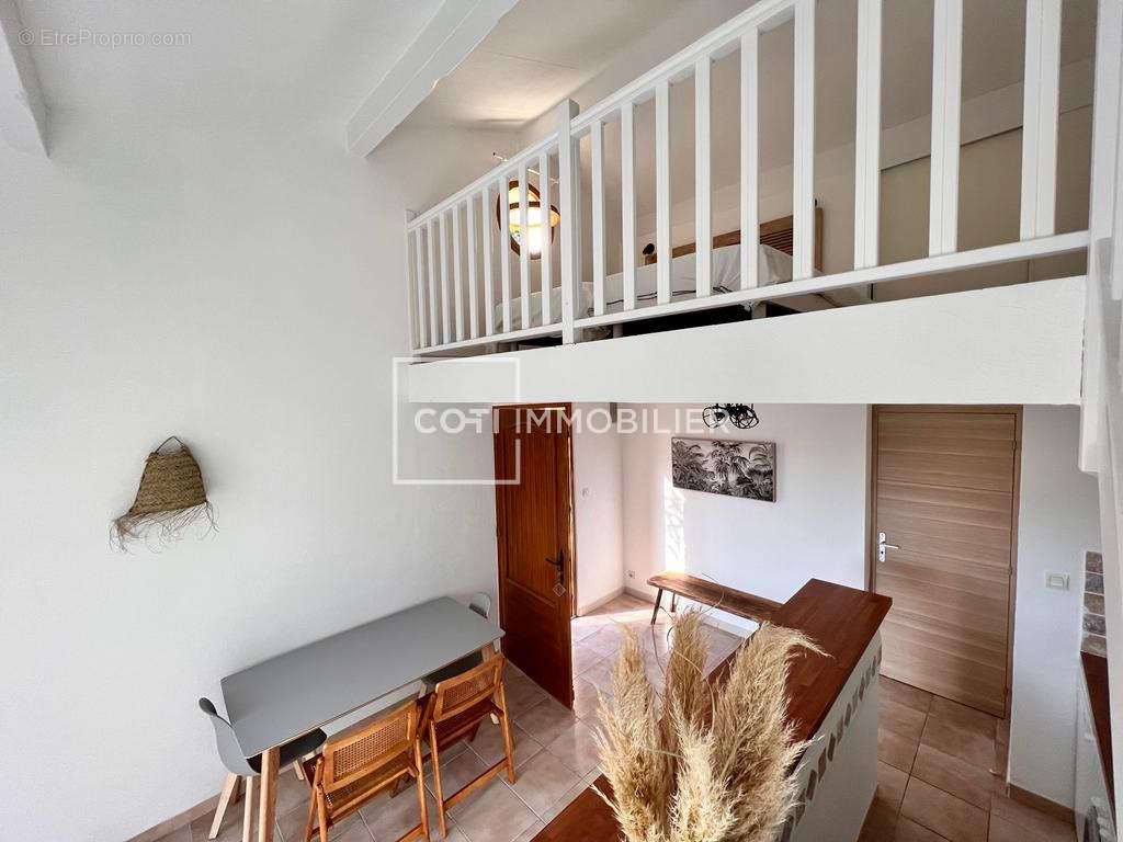 Appartement à OLMETO