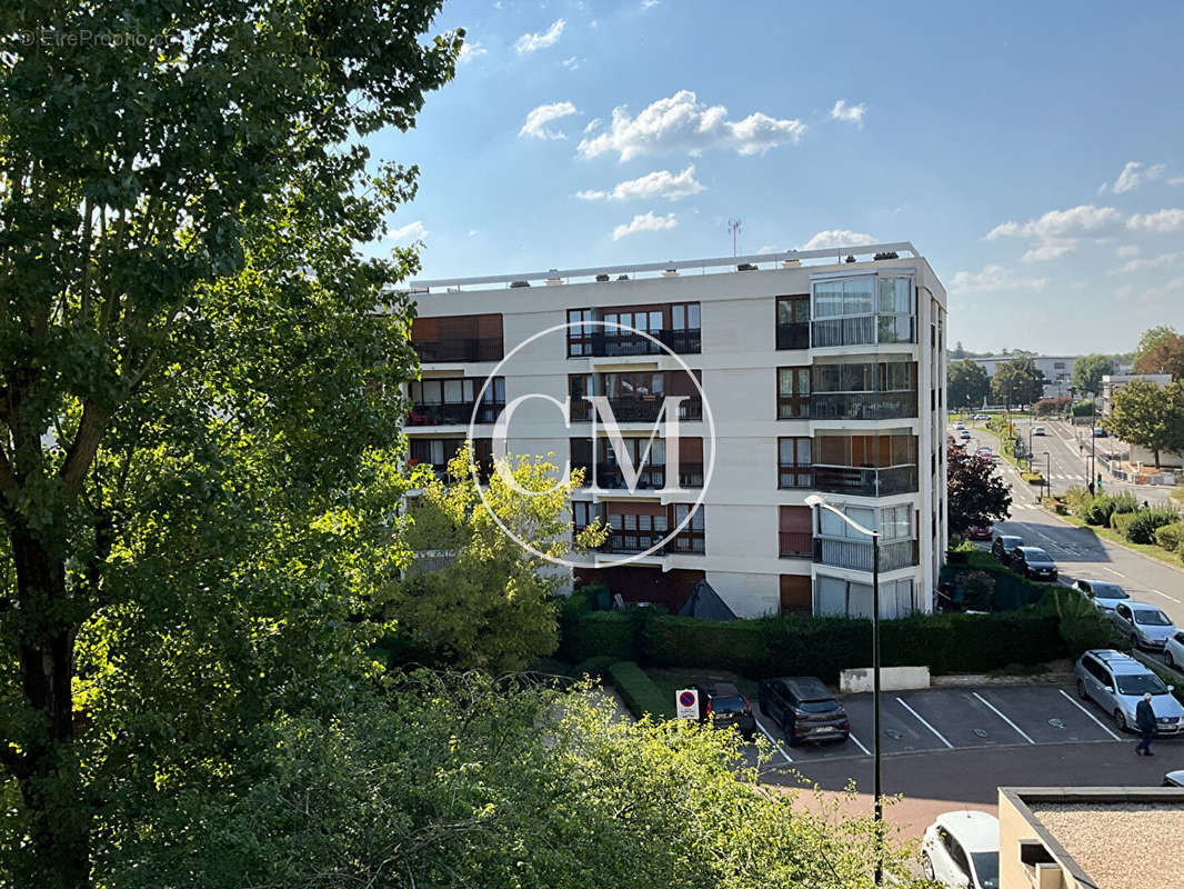 Appartement à LE CHESNAY