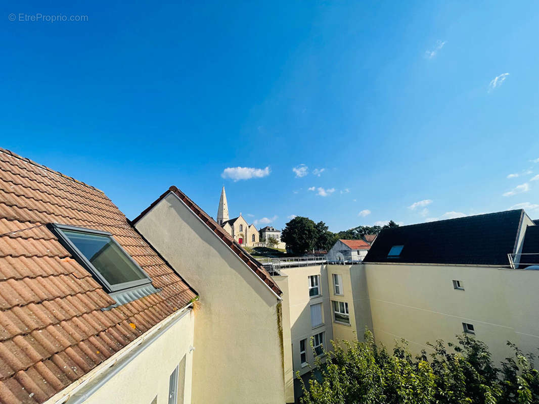 Appartement à SARTROUVILLE