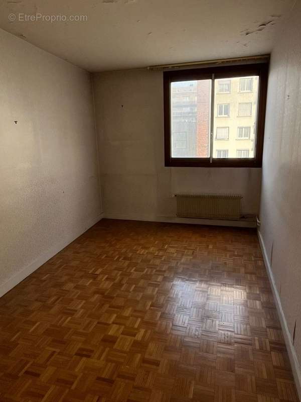 Appartement à PARIS-20E