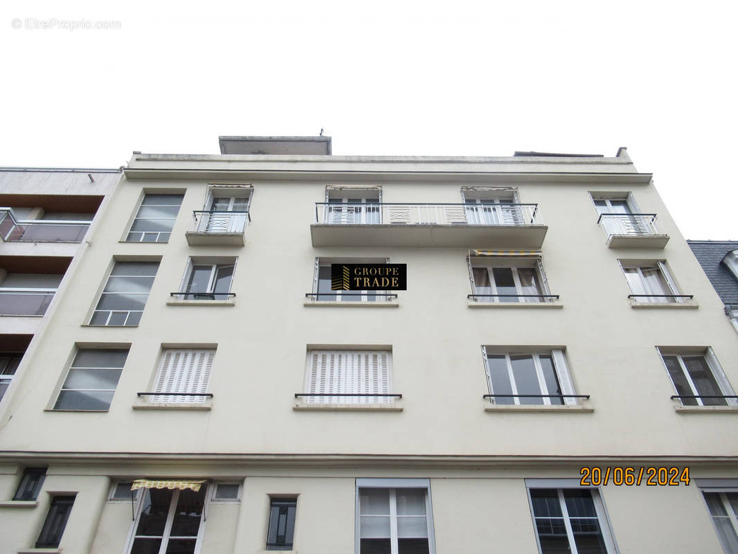 Appartement à PARIS-14E