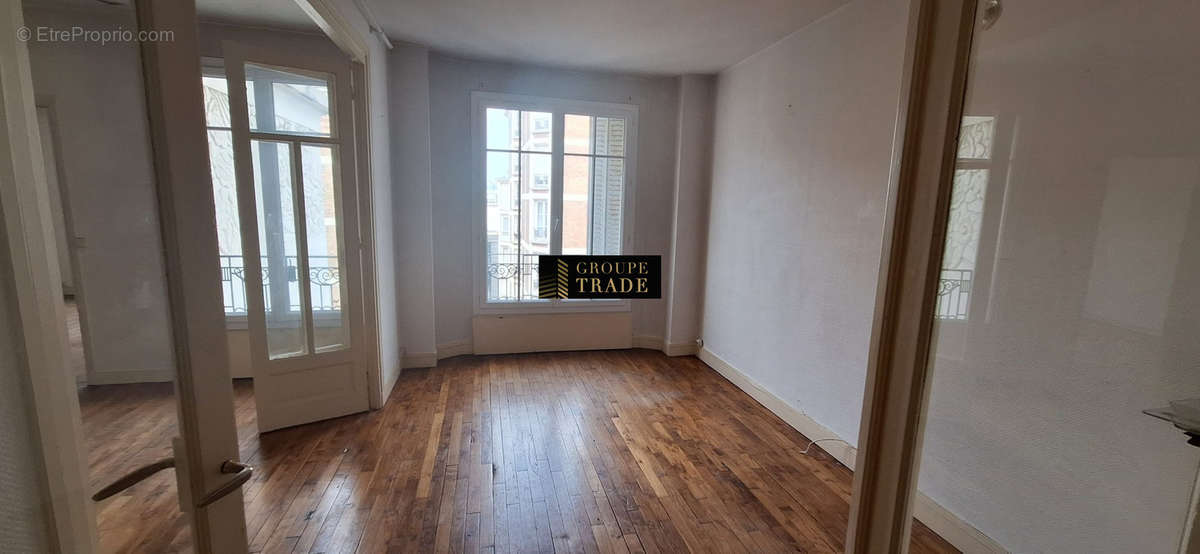 Appartement à PARIS-15E