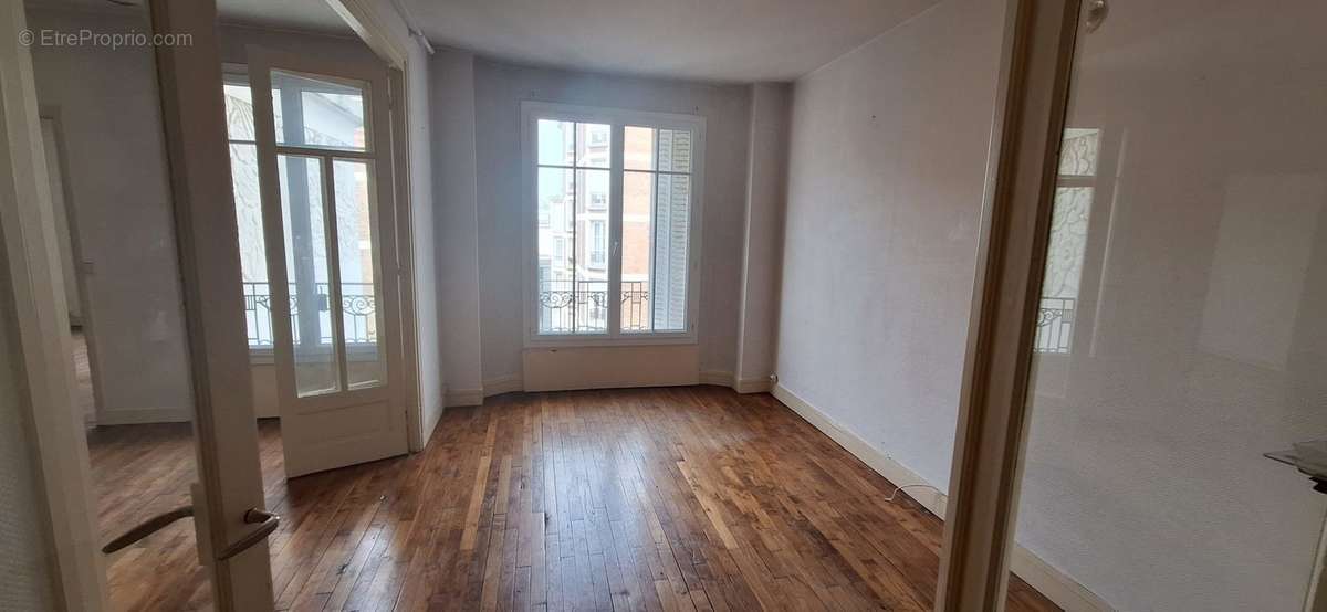 Appartement à PARIS-15E