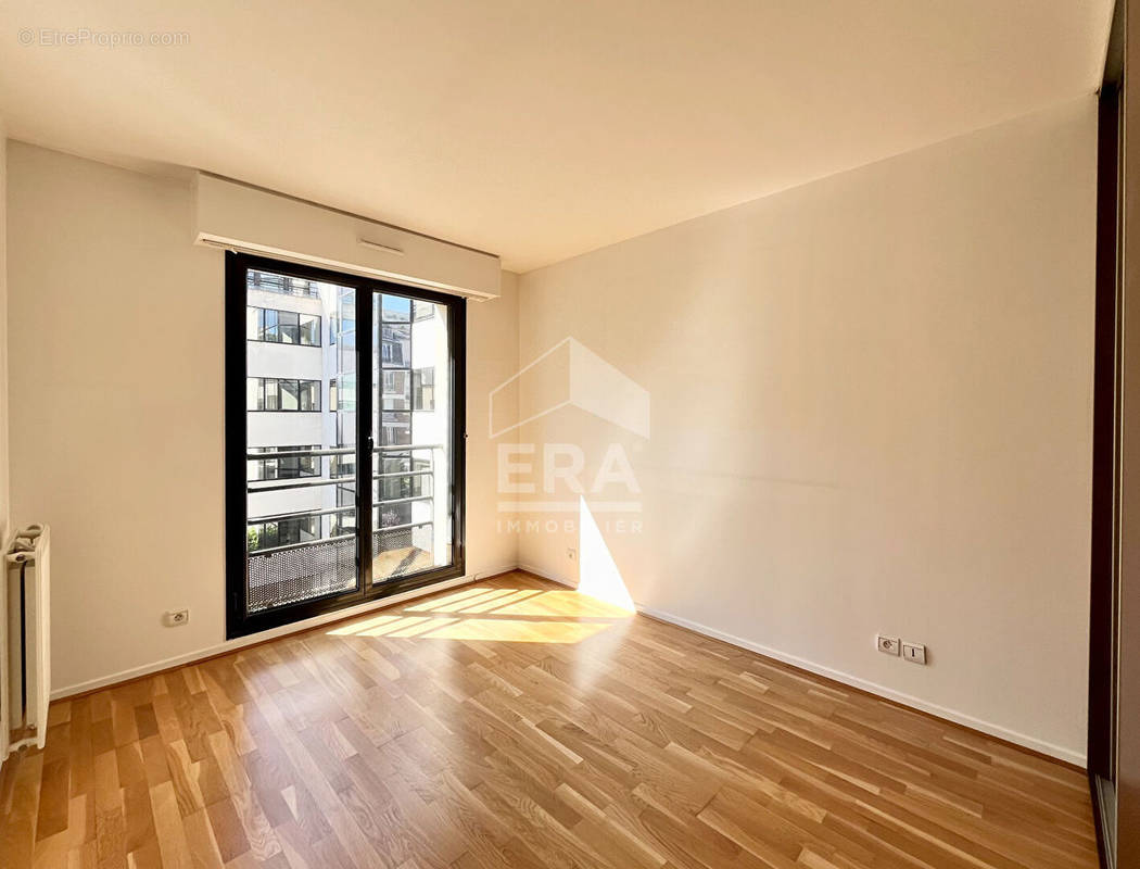 Appartement à LEVALLOIS-PERRET