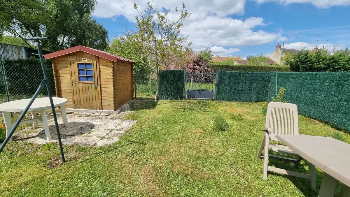 Appartement à CHALETTE-SUR-LOING