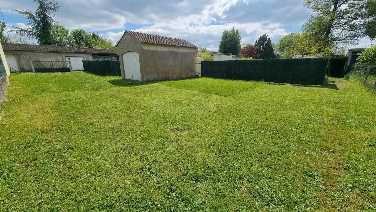 Appartement à CHALETTE-SUR-LOING