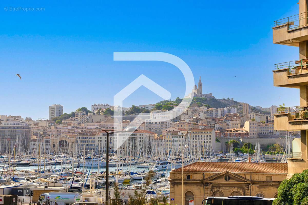 Appartement à MARSEILLE-2E