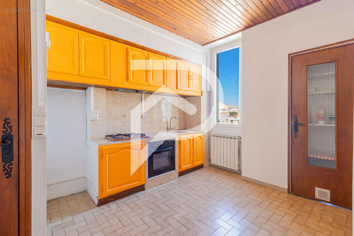 Appartement à MARSEILLE-7E