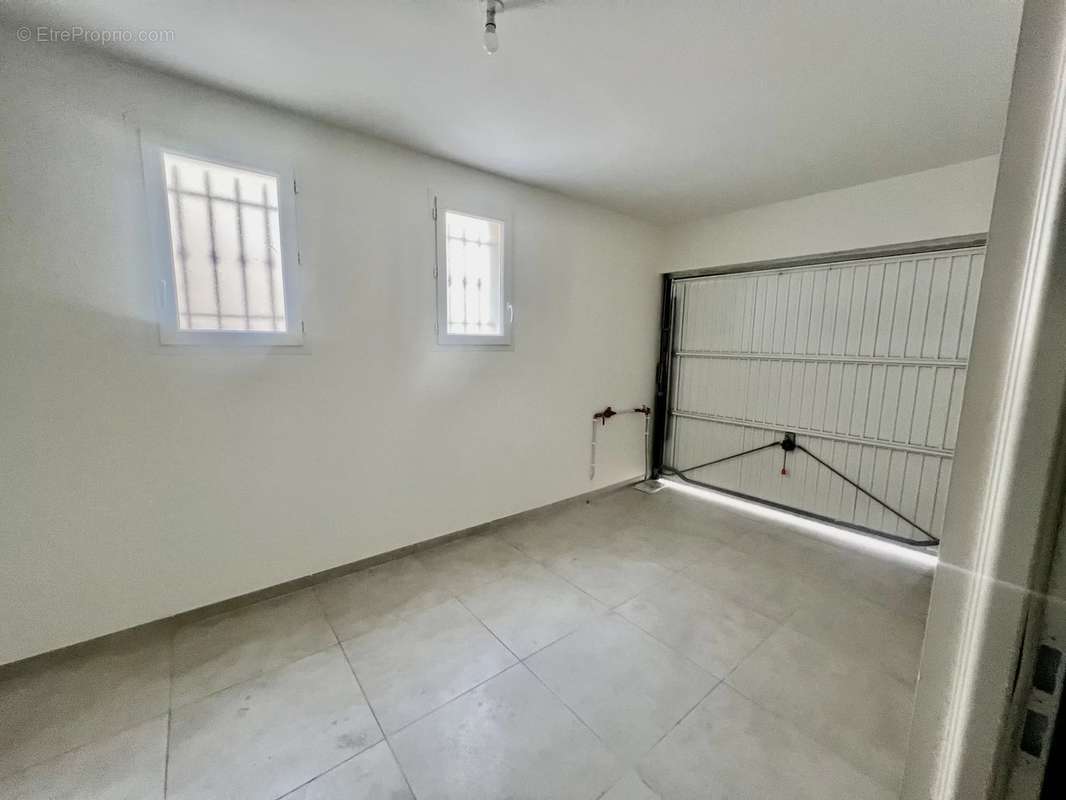 Appartement à SAINT-MAXIMIN-LA-SAINTE-BAUME