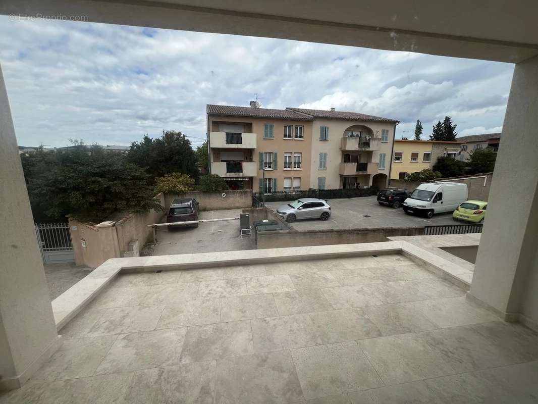 Appartement à SAINT-MAXIMIN-LA-SAINTE-BAUME