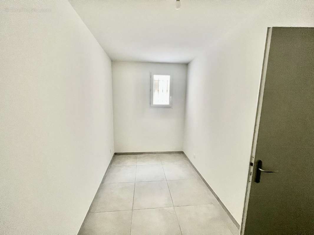 Appartement à SAINT-MAXIMIN-LA-SAINTE-BAUME