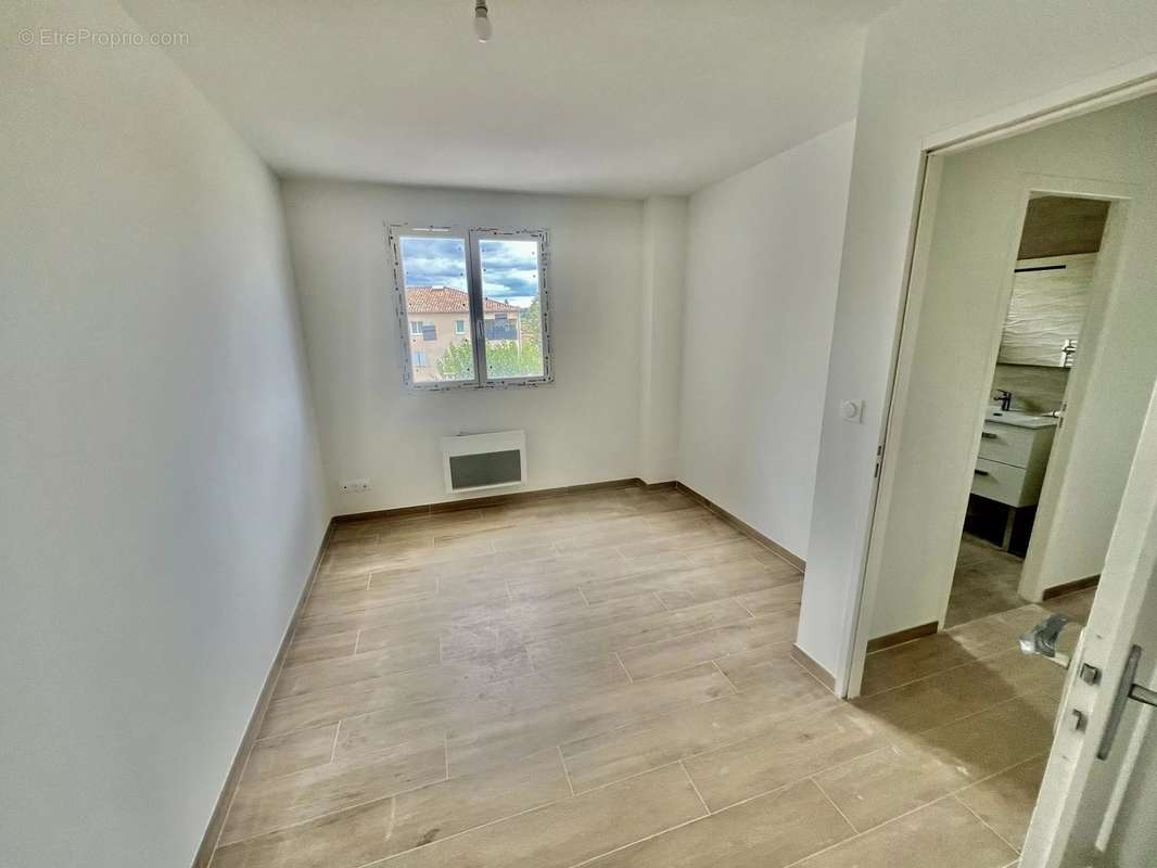 Appartement à SAINT-MAXIMIN-LA-SAINTE-BAUME