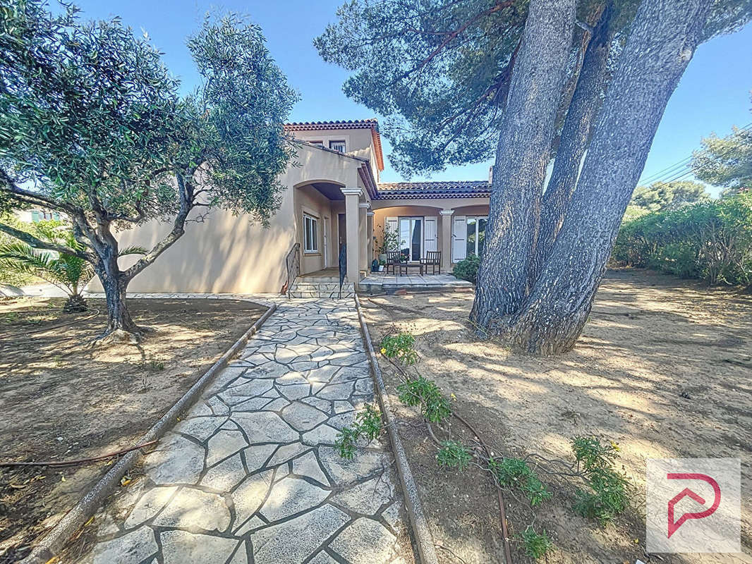 Maison à SIX-FOURS-LES-PLAGES