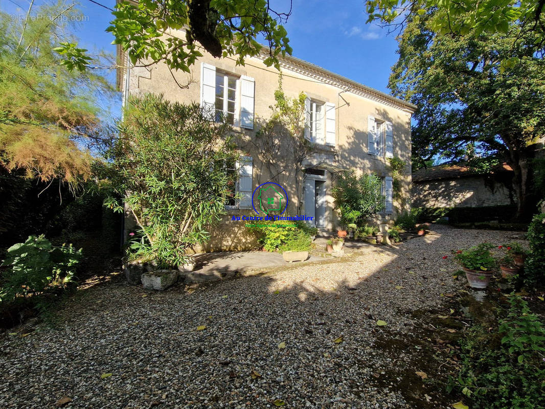 Maison à NERAC