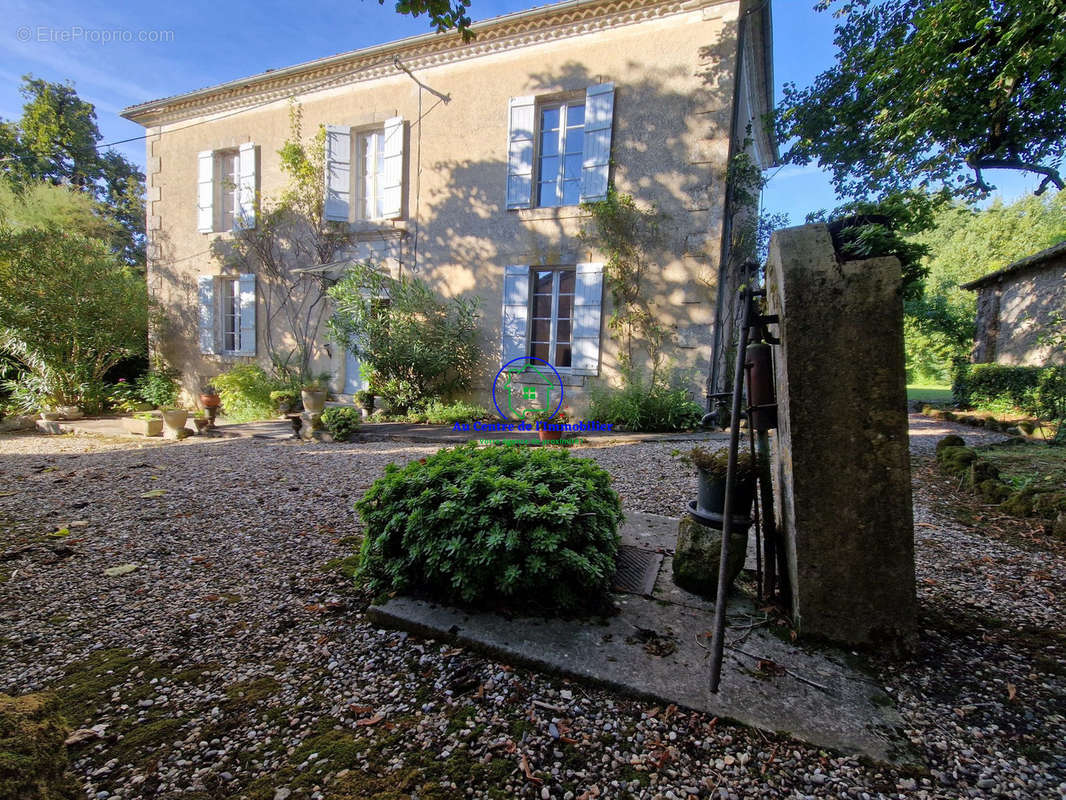 Maison à NERAC