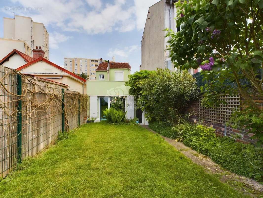 Maison à VITRY-SUR-SEINE