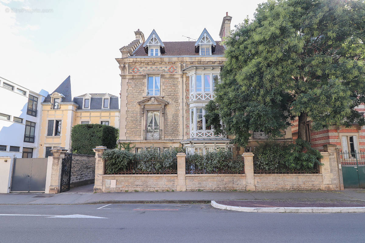 Appartement à DIJON