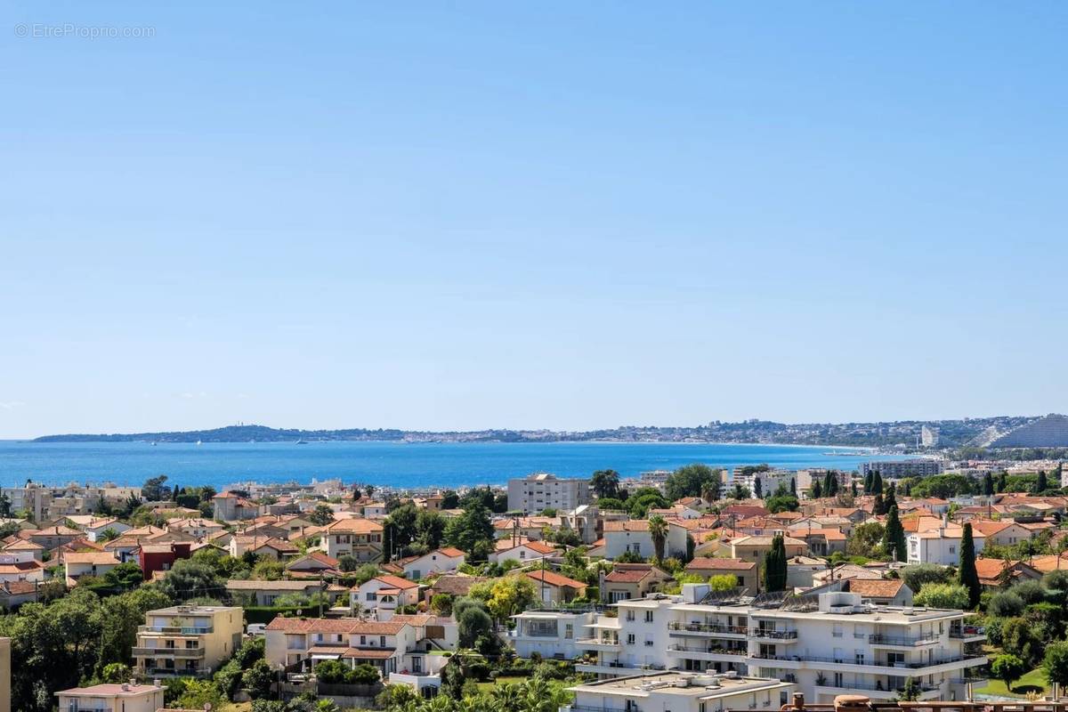 Appartement à CAGNES-SUR-MER