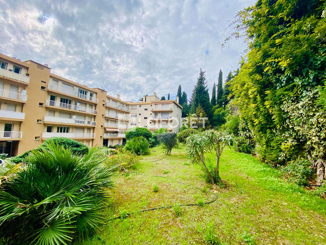 Appartement à MENTON