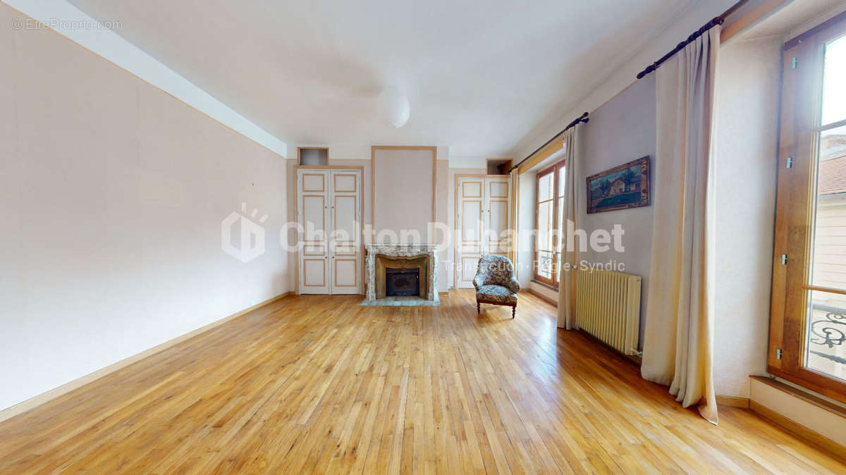 Appartement à ROANNE