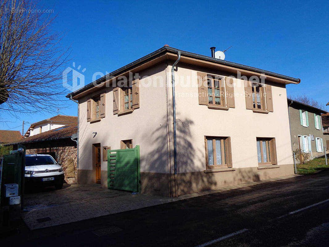 Maison à BELMONT-DE-LA-LOIRE