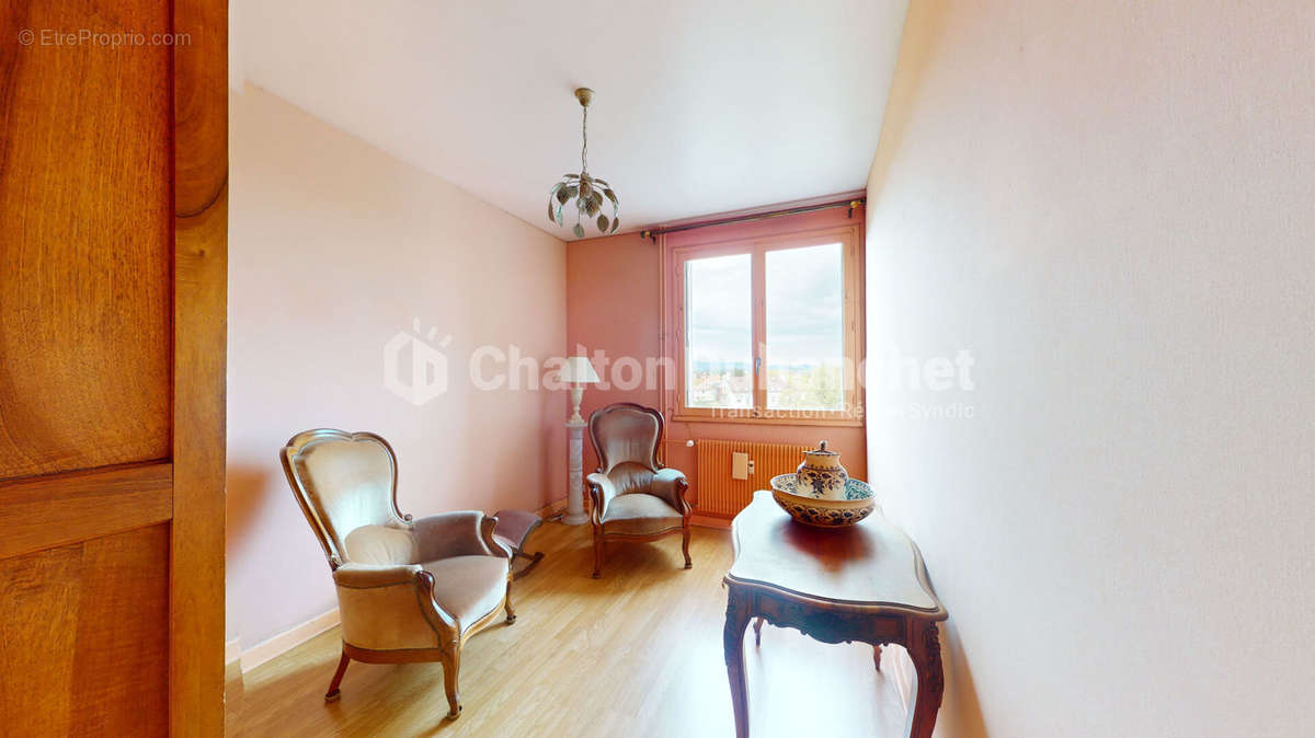 Appartement à RIORGES