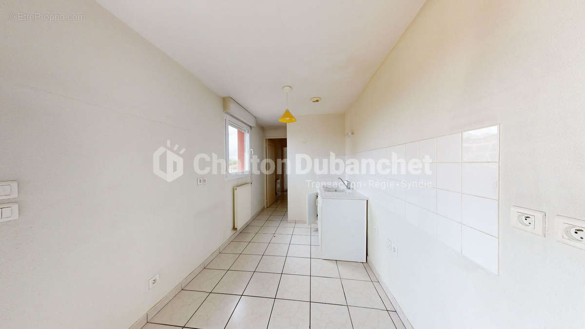 Appartement à LE COTEAU