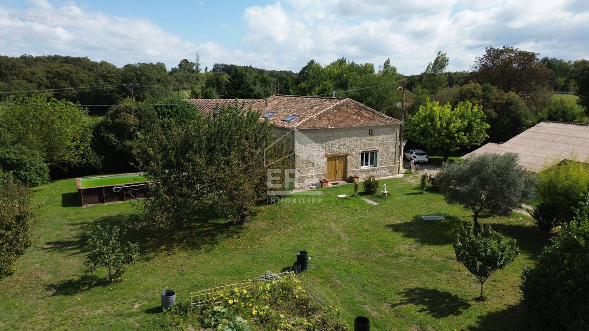 Maison à MONTIGNAC-DE-LAUZUN