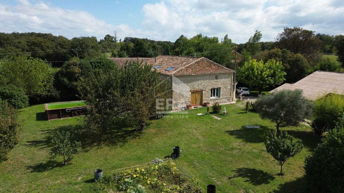 Maison à MONTIGNAC-DE-LAUZUN