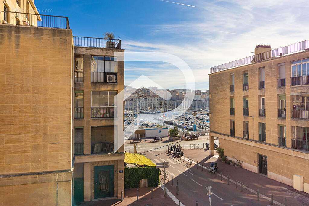 Appartement à MARSEILLE-2E