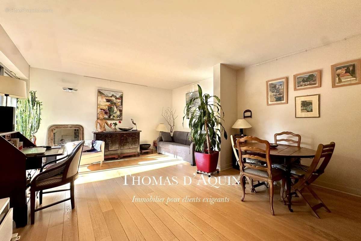 Appartement à PARIS-6E