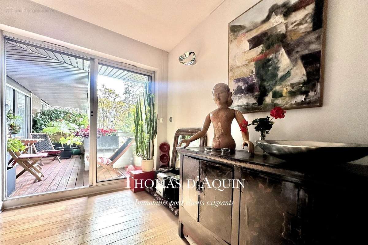 Appartement à PARIS-6E