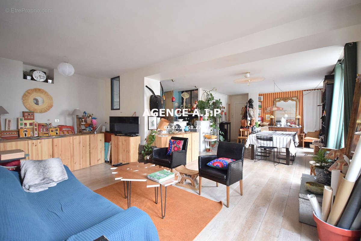 Appartement à PARIS-10E