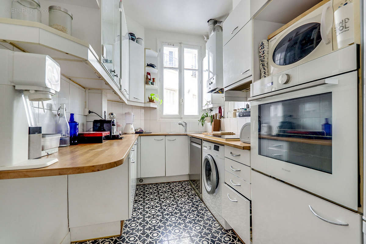 Appartement à PARIS-20E