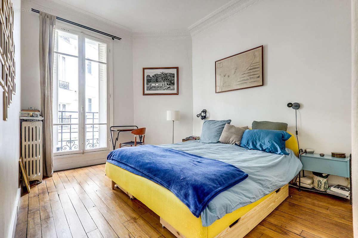 Appartement à PARIS-20E