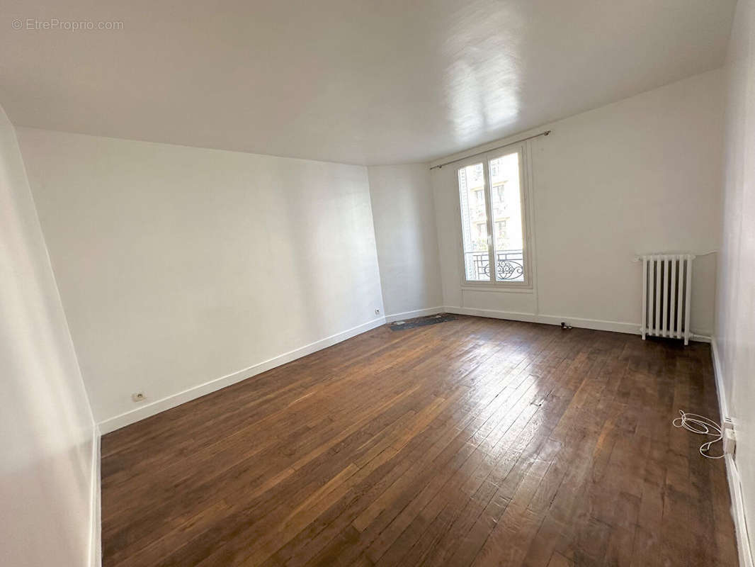 Appartement à PARIS-15E