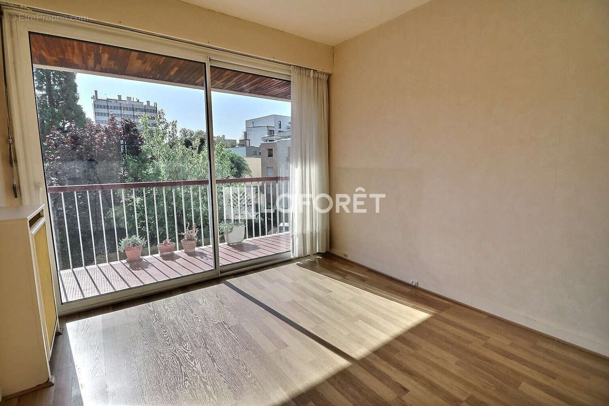 Appartement à RUEIL-MALMAISON