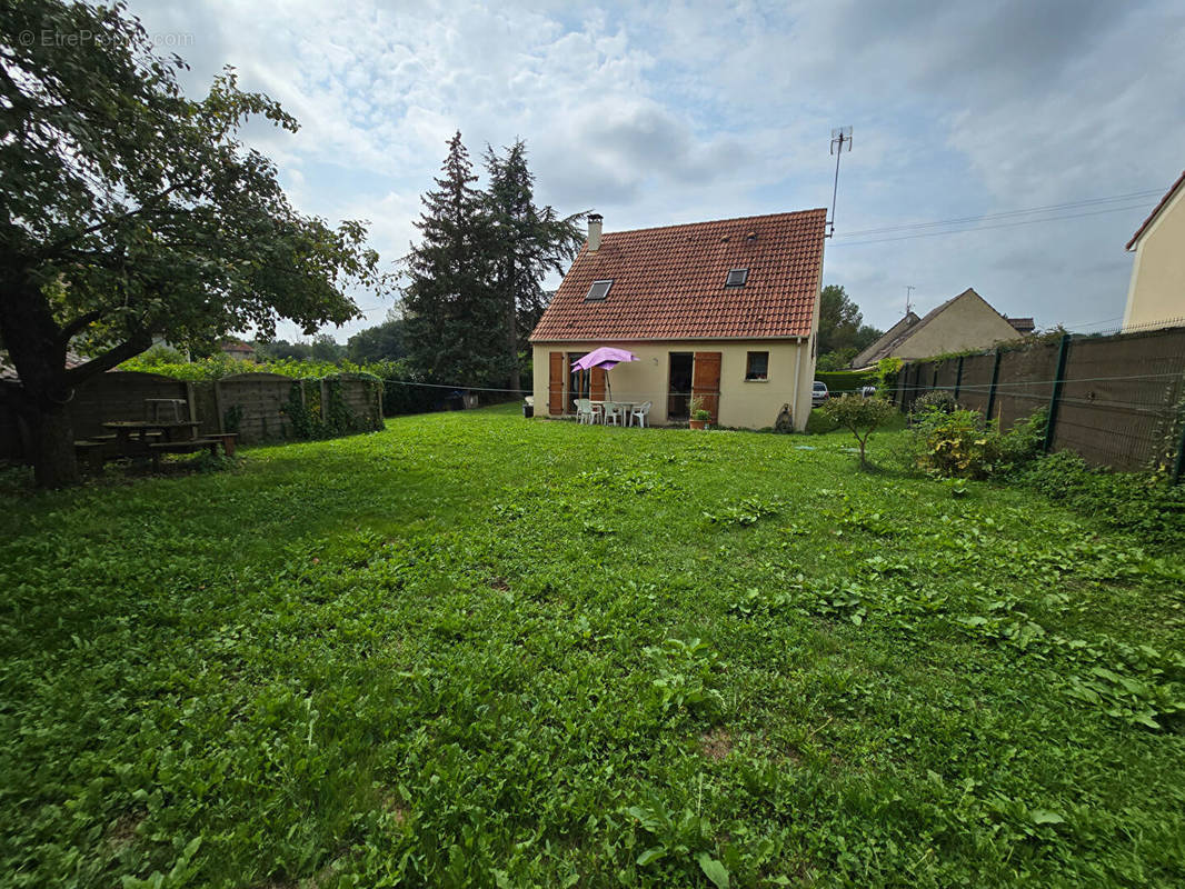 Maison à COULOMMIERS